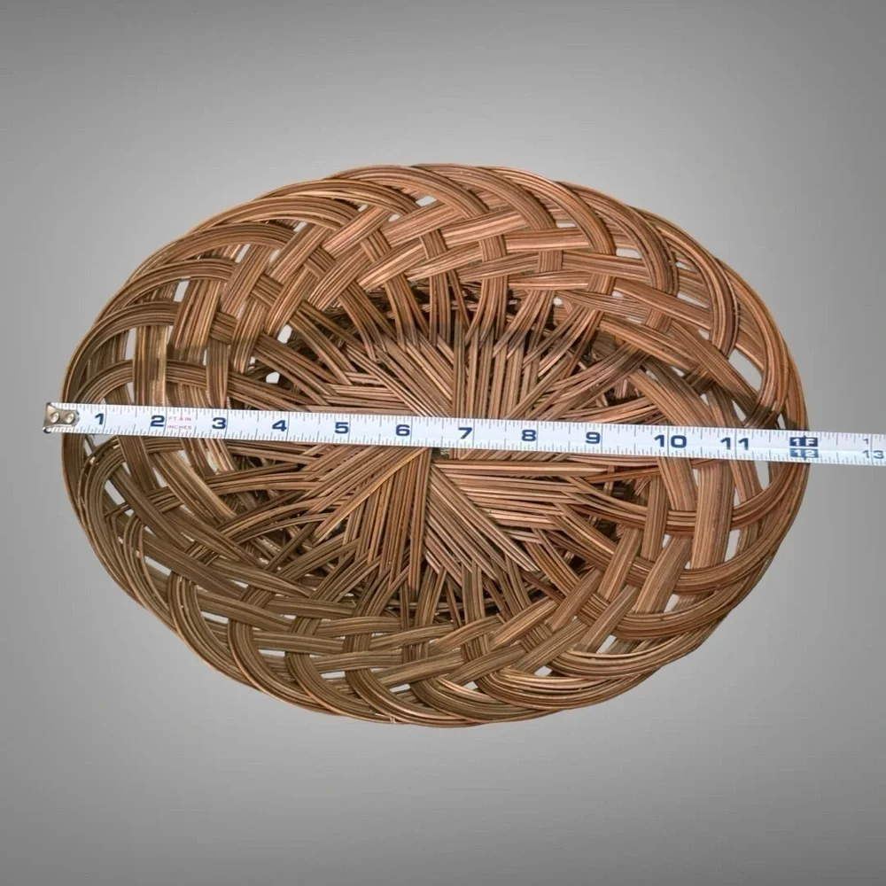 WOVEN BASKET